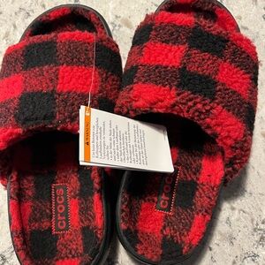 CROCS buffalo check Red and Black Plaid Men's Shoes slippers